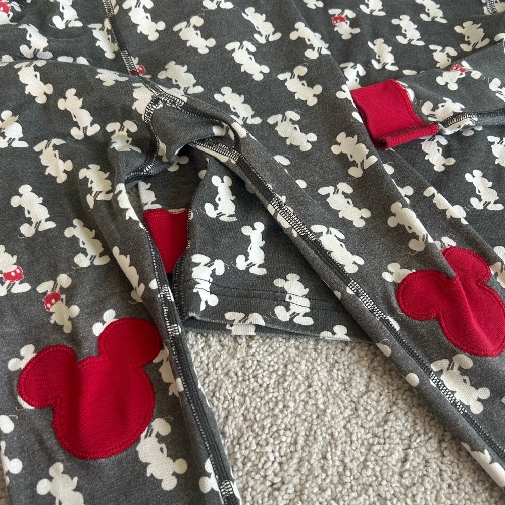 Hanna Andersson Disney Kids Pajama Set - Gray and Red Mickey Design - Picture 2 of 4